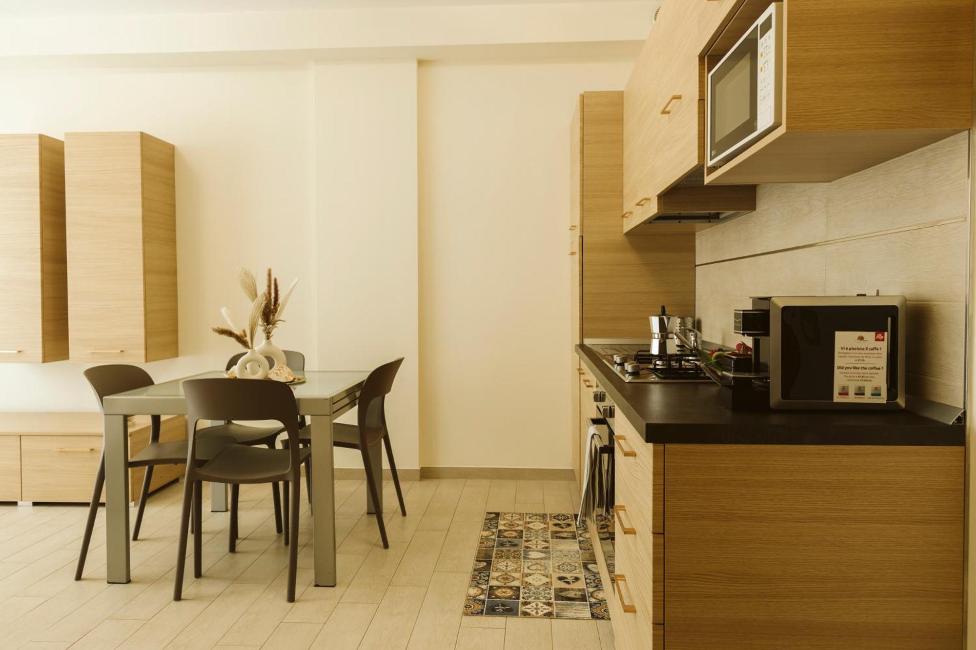 Residenze Roscioli Roseto Degli Abruzzi Exterior foto