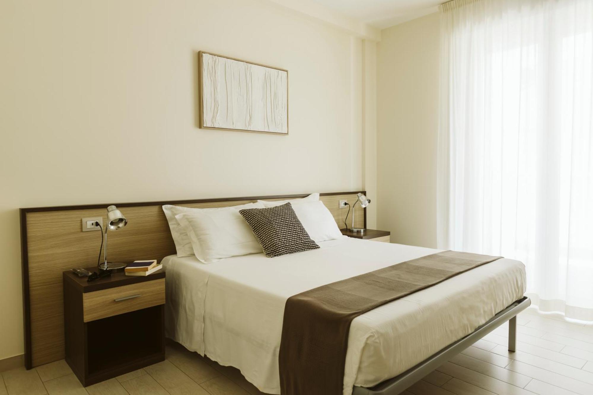 Residenze Roscioli Roseto Degli Abruzzi Exterior foto