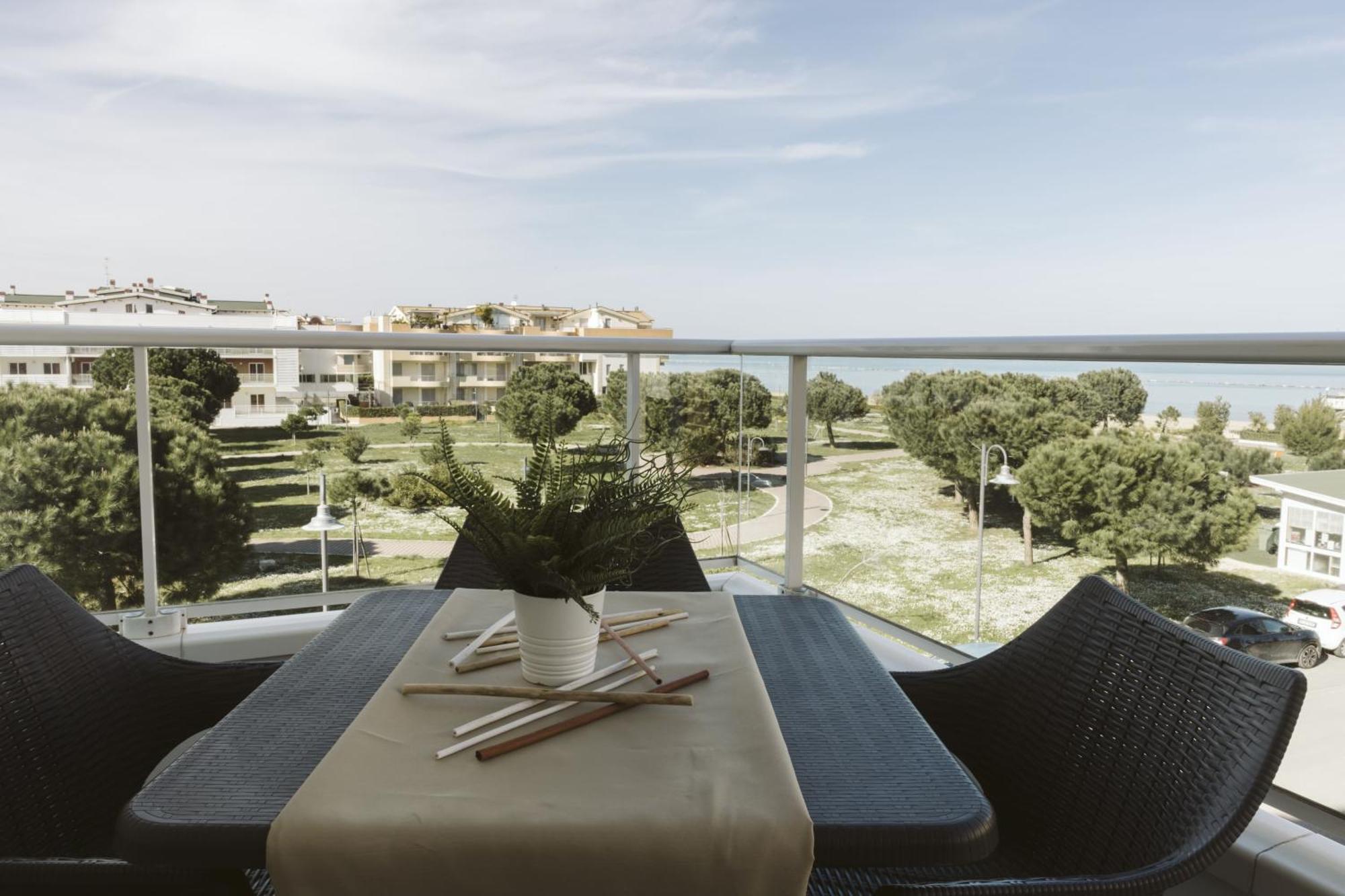 Residenze Roscioli Roseto Degli Abruzzi Exterior foto