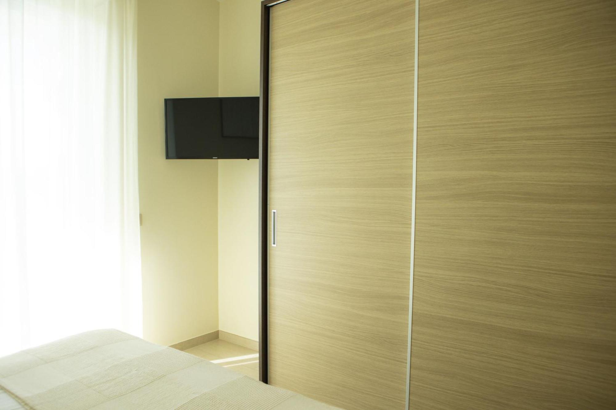 Residenze Roscioli Roseto Degli Abruzzi Exterior foto